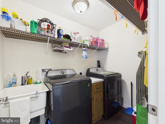 185 TWICKENHAM DR, Martinsburg, WV 25403