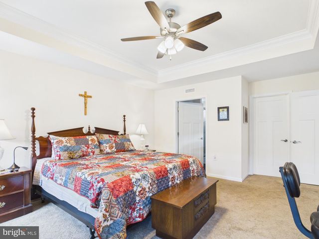 185 TWICKENHAM DR, Martinsburg, WV 25403