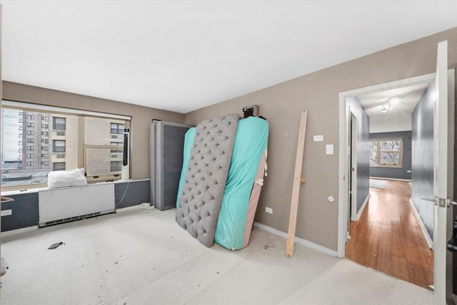 247 E Chestnut Street 502, Chicago, IL 60611