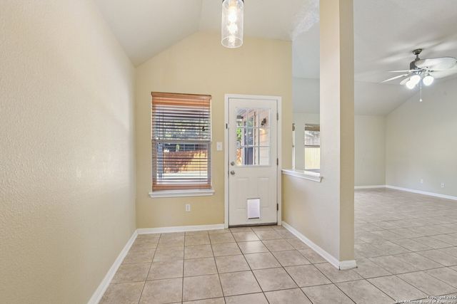 112 Storm Mountain Rd, Cibolo, TX 78108