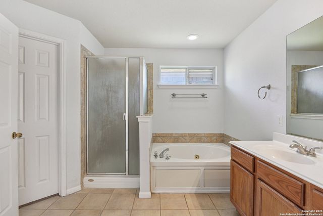 112 Storm Mountain Rd, Cibolo, TX 78108