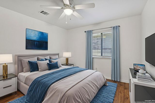 112 Storm Mountain Rd, Cibolo, TX 78108