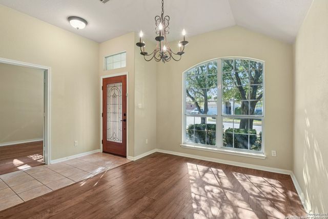 112 Storm Mountain Rd, Cibolo, TX 78108