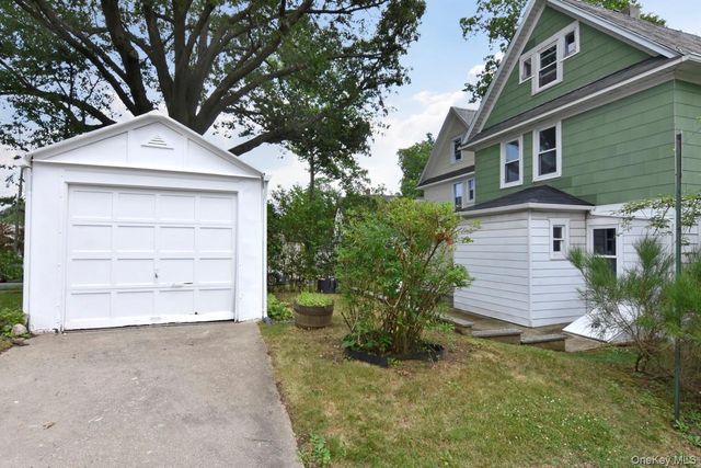 462 Bronxville Road, Bronxville, NY 10708