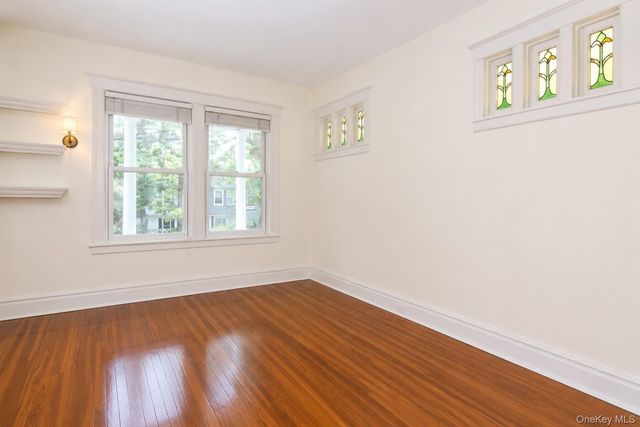 462 Bronxville Road, Bronxville, NY 10708