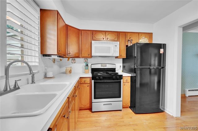 4751 Brentwood Drive, Clarence, NY 14221