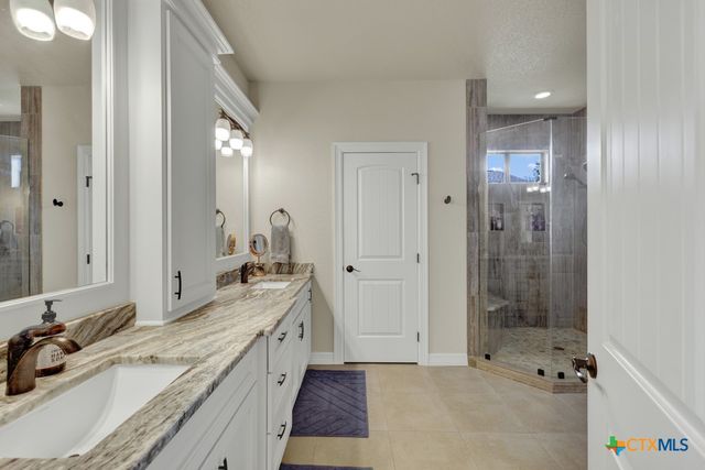 2550 Colleen Drive, Canyon Lake, TX 78133