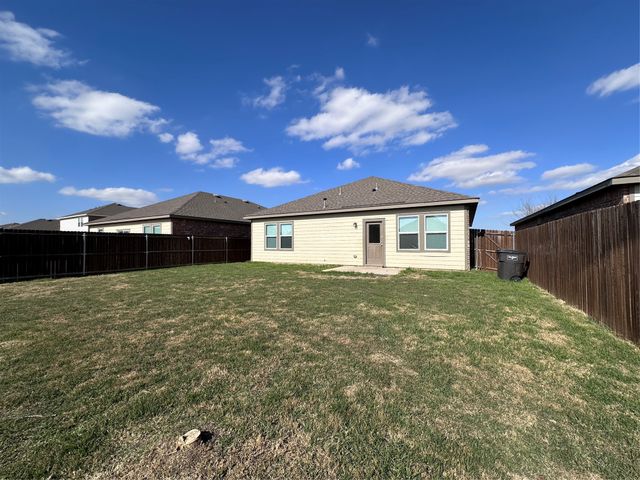 1617 Braeburn Lane, Fort Worth, TX 76052