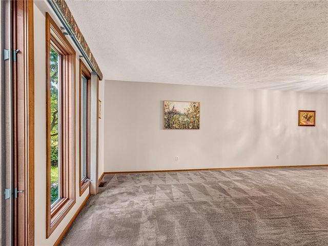 180 Brush Creek Drive, Greece, NY 14612