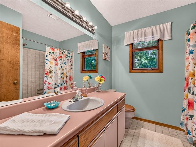 180 Brush Creek Drive, Greece, NY 14612