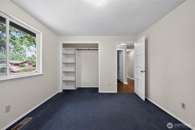 43729 284th Avenue SE, Enumclaw, WA 98022