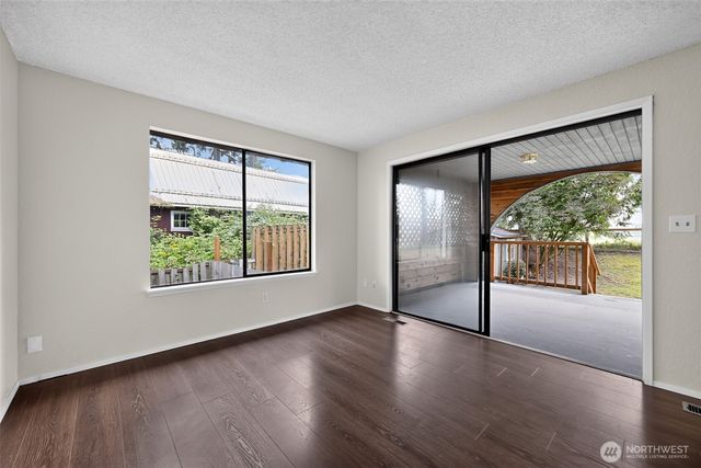 43729 284th Avenue SE, Enumclaw, WA 98022