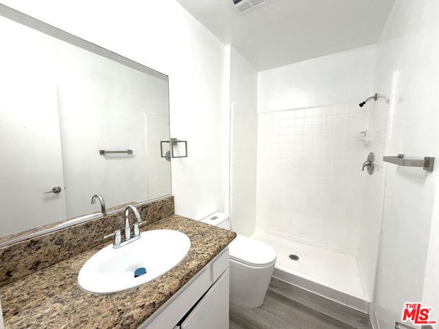 711 Orange Grove Avenue 214, South Pasadena, CA 91030