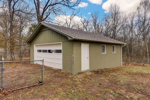 3526 W Farm Road 88, Springfield, MO 65803