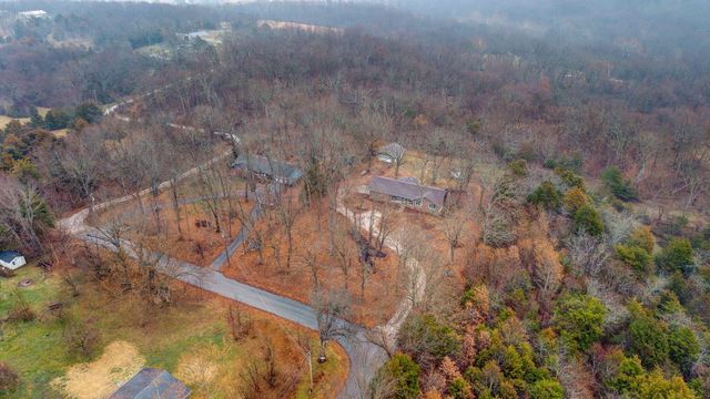 3526 W Farm Road 88, Springfield, MO 65803