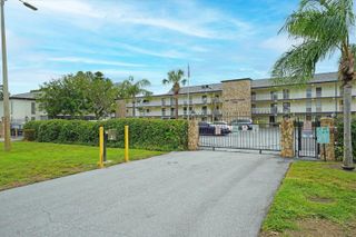 6100 12TH STREET S 220, St Petersburg, FL 33705