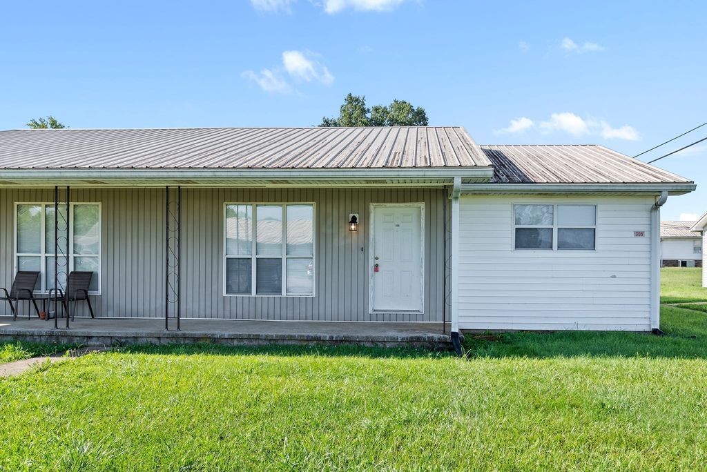 306 Thompsonville Ln Unit 905, Oak Grove, KY 42262