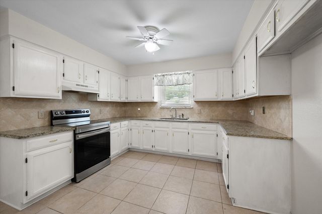4303 Cypress Springs Court, Arlington, TX 76001