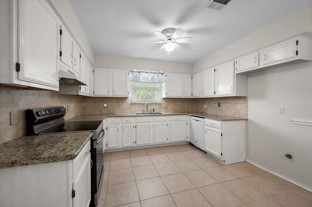4303 Cypress Springs Court, Arlington, TX 76001
