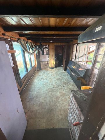 6313 Ring Dr, Sacramento, CA 95824