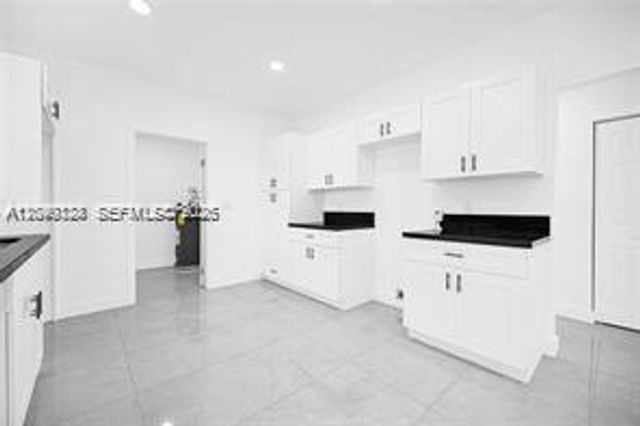 1301 Sharar Ave 0, Opa-locka, FL 33054