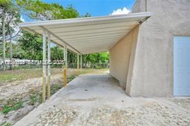 1301 Sharar Ave 0, Opa-locka, FL 33054