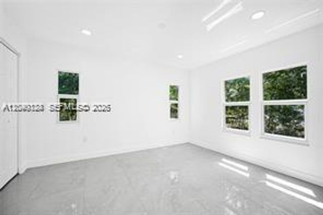 1301 Sharar Ave 0, Opa-locka, FL 33054