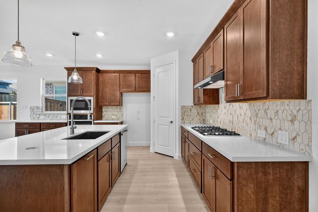 515 Wisteria Street, Oak Point, TX 75068