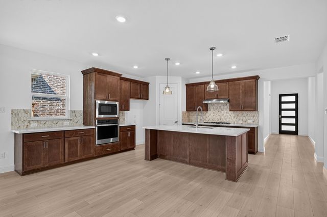 515 Wisteria Street, Oak Point, TX 75068