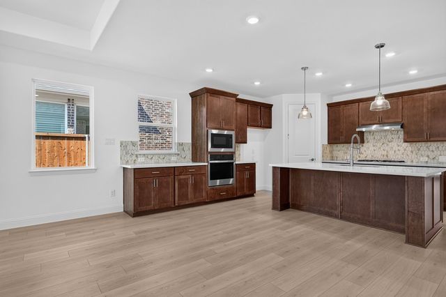 515 Wisteria Street, Oak Point, TX 75068