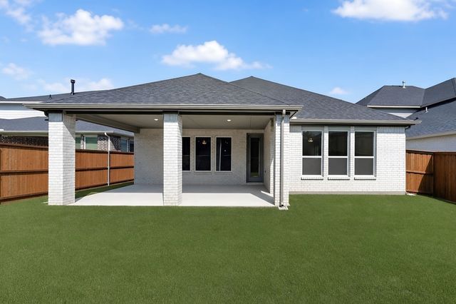 515 Wisteria Street, Oak Point, TX 75068