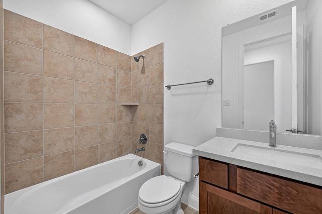 515 Wisteria Street, Oak Point, TX 75068