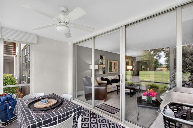 901 W Cypress Lane 103, Pompano Beach, FL 33069