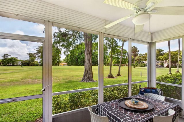 901 W Cypress Lane 103, Pompano Beach, FL 33069