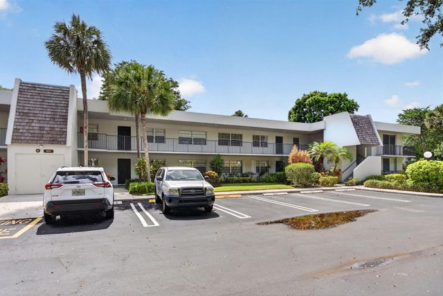 901 W Cypress Lane 103, Pompano Beach, FL 33069