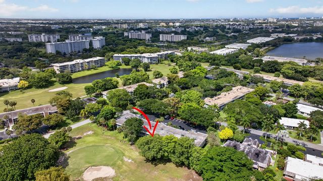 901 W Cypress Lane 103, Pompano Beach, FL 33069