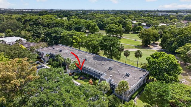 901 W Cypress Lane 103, Pompano Beach, FL 33069