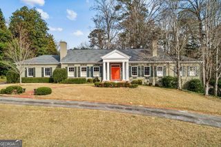 151 Peachtree Battle Avenue NW, Atlanta, GA 30305