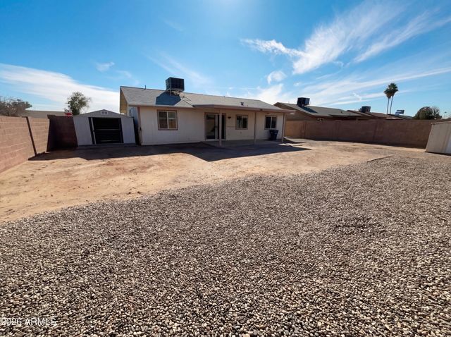 7324 W SELLS Drive, Phoenix, AZ 85033