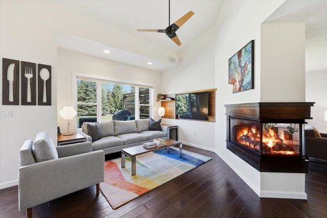 17404 Springview Ln, Nine Mile Falls, WA 99026