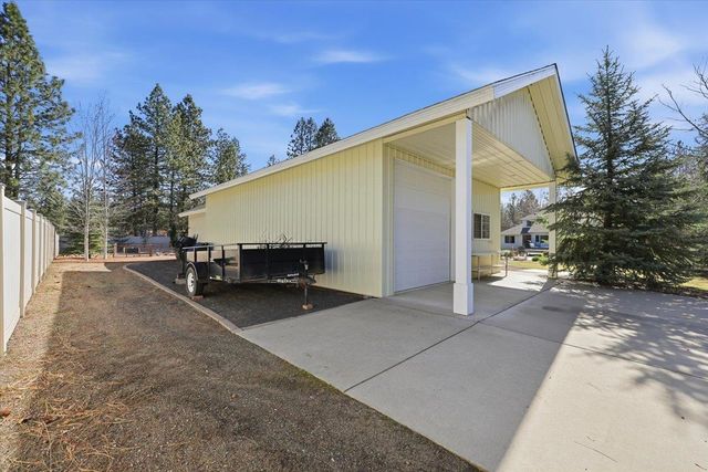 17404 Springview Ln, Nine Mile Falls, WA 99026