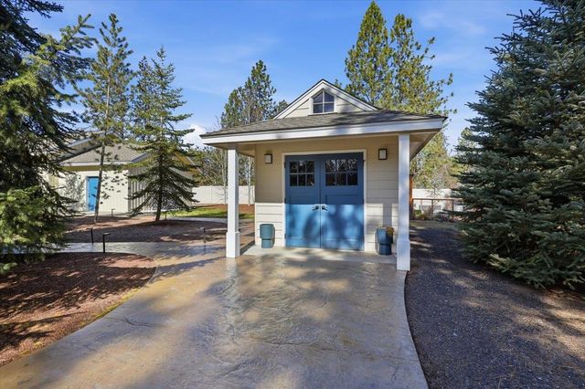 17404 Springview Ln, Nine Mile Falls, WA 99026