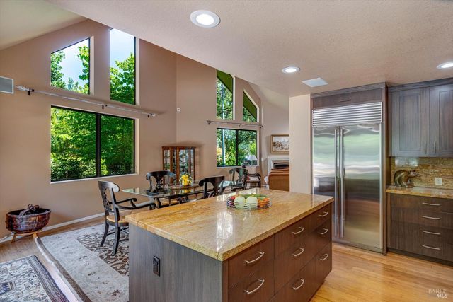 3057 St. Helena Hwy, St. Helena, CA 94574