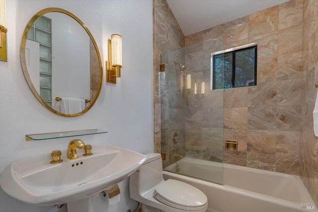 3057 St. Helena Hwy, St. Helena, CA 94574