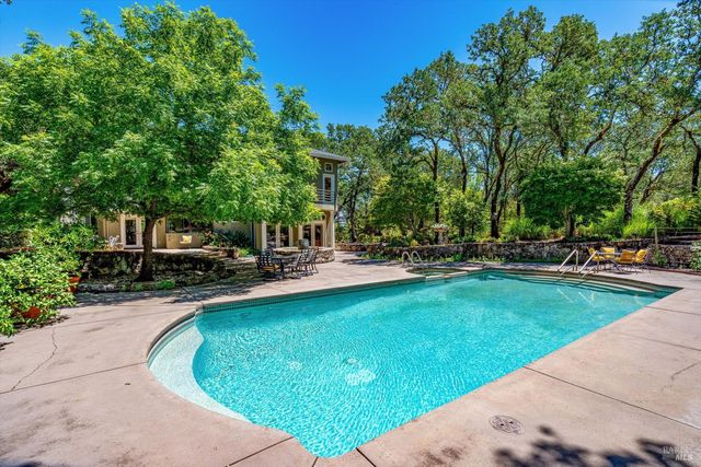 3057 St. Helena Hwy, St. Helena, CA 94574