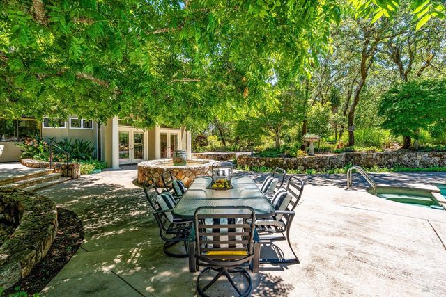 3057 St. Helena Hwy, St. Helena, CA 94574