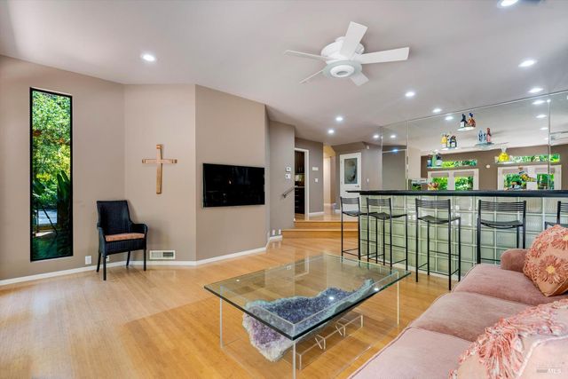 3057 St. Helena Hwy, St. Helena, CA 94574