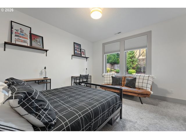 1267 EVAH Ln, West Linn, OR 97068