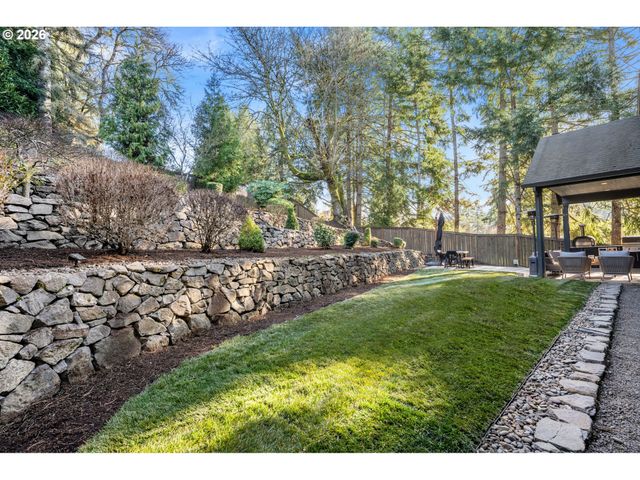 1267 EVAH Ln, West Linn, OR 97068