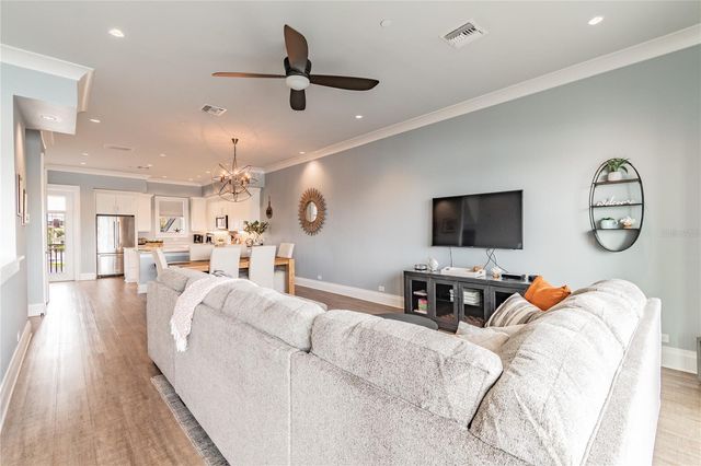 164 BRIGHTWATER DRIVE 2, Clearwater Beach, FL 33767